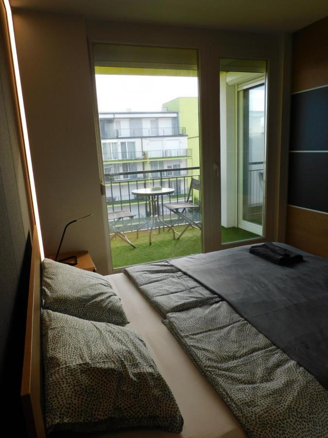Chill & Relax Apartment Siofok Ngoại thất bức ảnh