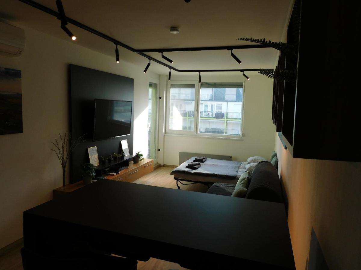 Chill & Relax Apartment Siofok Ngoại thất bức ảnh
