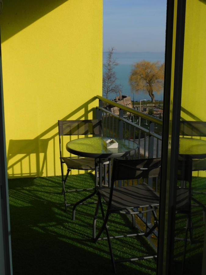 Chill & Relax Apartment Siofok Ngoại thất bức ảnh